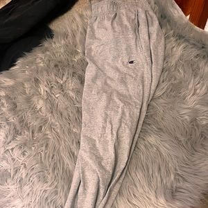 Champion joggers size L